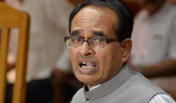 कांग्रेस सरकार अल्पमत में है, वह अपना बहुमत खो चुकी है: शिवराज
