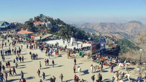 शिमला-मनाली में जमकर उड़ाई जा रही लॉकडाउन गाइडलाइंस की धज्जियां