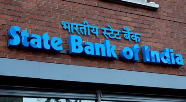 लॉकडाउन के दौरान काम करने वाले कर्मचारियों को SBI देगा अतिरिक्त वेतन
