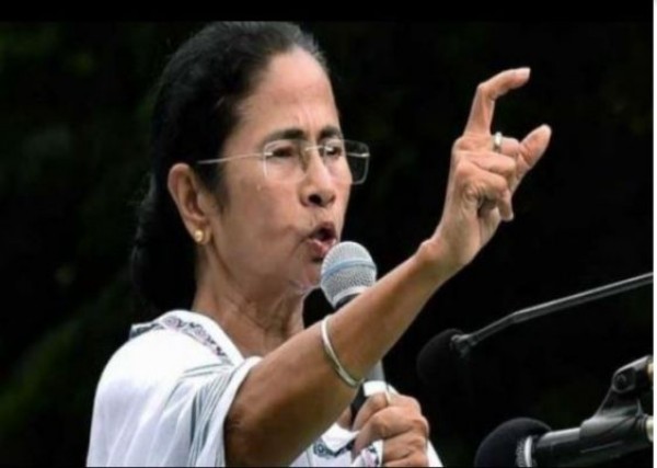 पश्चिम बंगाल सरकार का कोरोना वायरस से बिगड़े हालातों पर सर्वदलीय बैठक बुलाने का फैसला