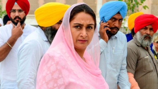 हरसिमरत कौर बादल ने कृषि बिल के ख़िलाफ़ मोदी कैबिनेट से इस्तीफ़ा दिया