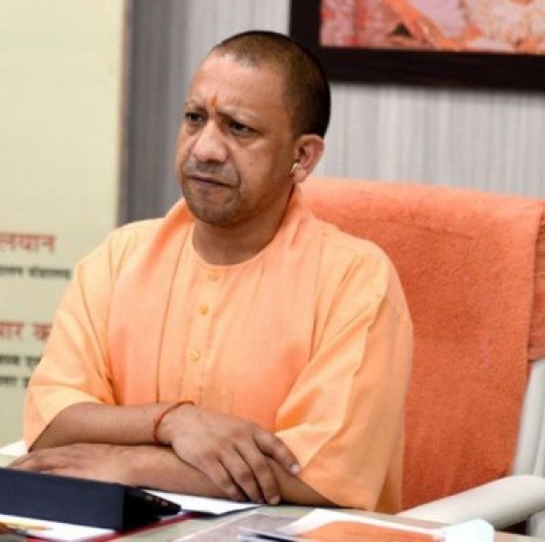 नोएडा सुपरटेक मामला: योगी ने एसआईटी को अधिकारियों की भूमिका की जांच का दिया आदेश