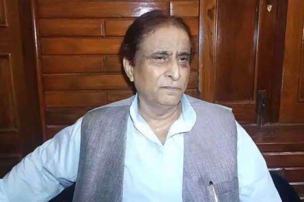 रामपुर: अशोभनीय टिप्पणी और आचार संहिता उल्लंघन के मामलों में आजम खान के खिलाफ वारंट जारी