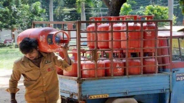 राज्यसभा में छाया वर्मा ने की रसोई गैस की कीमतों को वापस करने की मांग