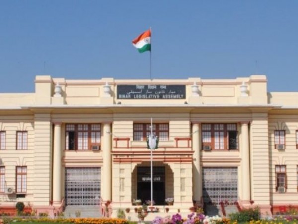 बिहार: कोरोना का असर, पटना के ज्ञान भवन में होगा विधान सभा और विधान परिषद का सत्र
