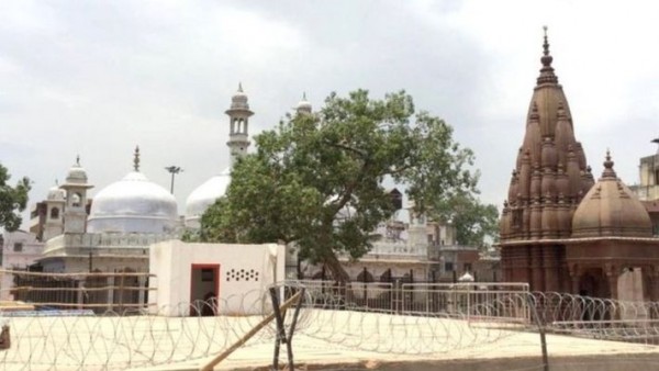 वाराणसी: ज्ञानवापी परिसर का सर्वेक्षण कराने की अदालत से मिली मंज़ूरी