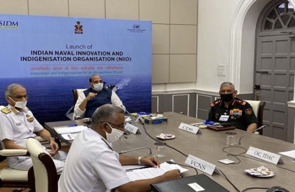 स्वदेशीकरण से रखी जा सकती है रक्षा ​के क्षेत्र ​में आत्मनिर्भरता की नींव- राजनाथ
