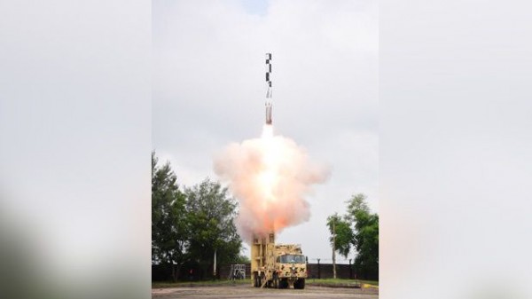 DRDO ने ब्रह्मोस सुपरसोनिक क्रूज मिसाइल का सफल परीक्षण किया, गृह मंत्री ने दी बधाई