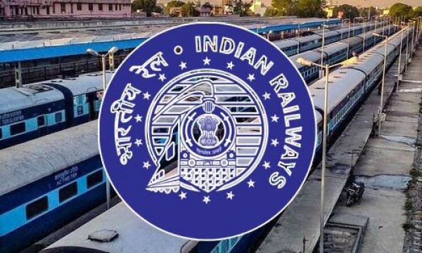 रेलवे के कर्मचारियों ने किया देशभर में हड़ताल का ऐलान, रखी ये शर्त