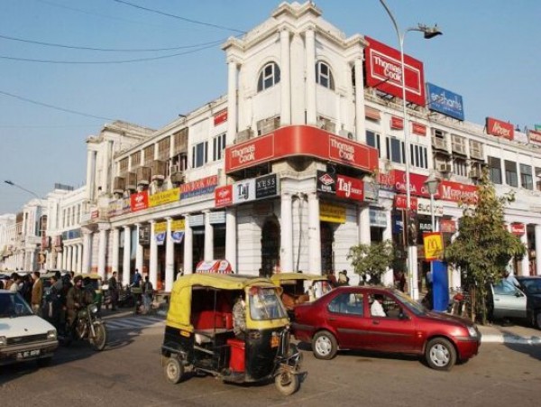 दिल्ली: 31 दिसंबर को घर से निकलने का बना रहे हैं प्लान तो-----