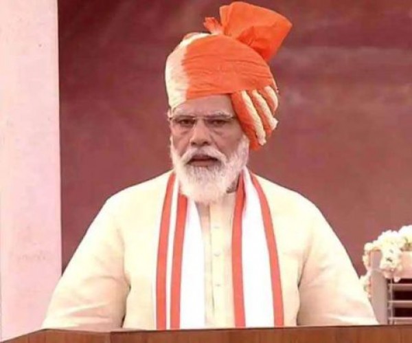 सैनिटरी नैपकिन की चर्चा करने के लिए ट्विटर पर मोदी की प्रशंसा