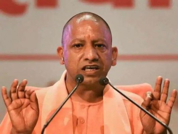 उत्तर प्रदेश में बढ़ रहा कोरोना का खौफ, लॉकडाउन लगाने से क्यों डर रही है योगी सरकार?