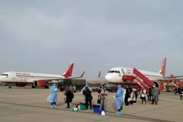 ईरान से 205 भारतीय और पहुंचे