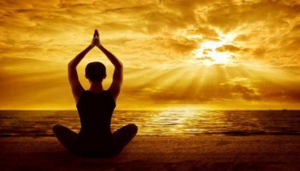 कैसे लगाते हैं गहरा ध्यान, ये टिप्स करते हैं मदद, जानें पूरा तरीका