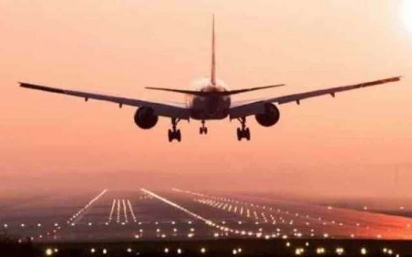 भारतीय विमानों को ईरान, इराक और खाड़ी के ऊपर उड़ान न भरने की सलाह