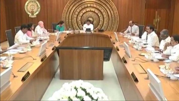 आंध्र प्रदेश में सियासी घमासान जारी, जगन सरकार ने खत्म की विधान परिषद