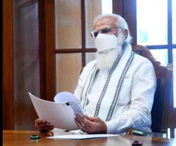 प्रधानमंत्री मोदी ने कोरोना के खिलाफ जारी टीकाकरण अभियान की समीक्षा की