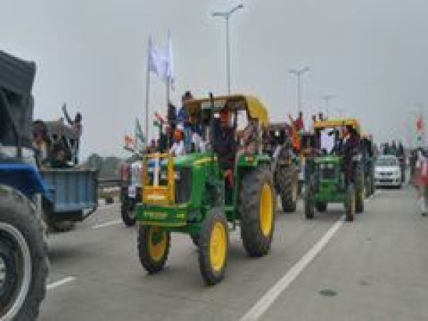 26 जनवरी को किसान दिल्ली में करेंगे ट्रैक्टर परेड, आउटर रिंग रोड की होगी परिक्रमा