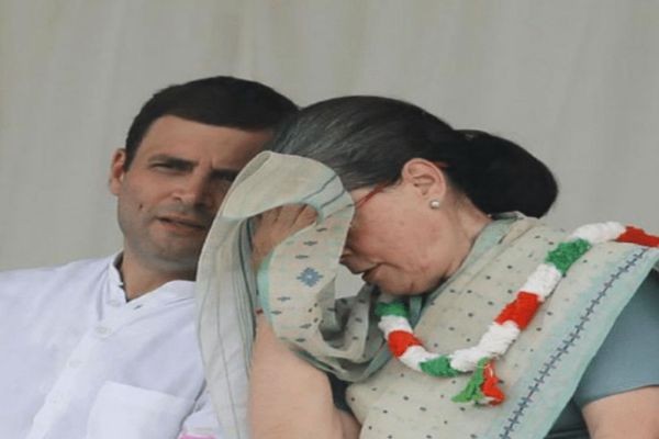 आगामी विधानसभा चुनाव से पहले सोनिया गांधी के लिए बुरी खबर
