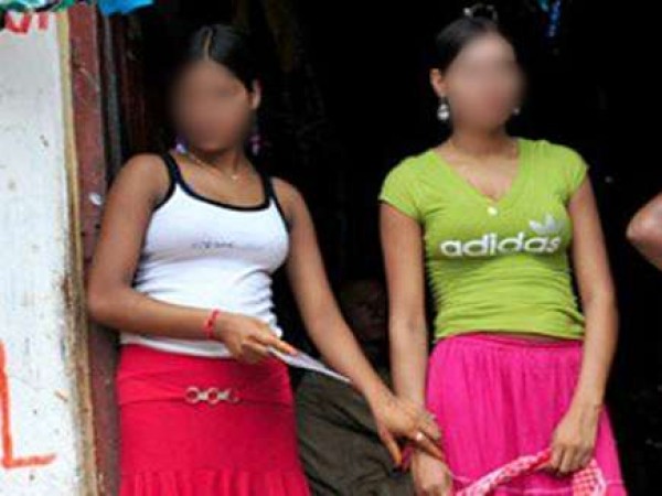 कोरोना का खौफ : देश की सबसे बड़ी जिस्म की मंडी में छाई मंदी