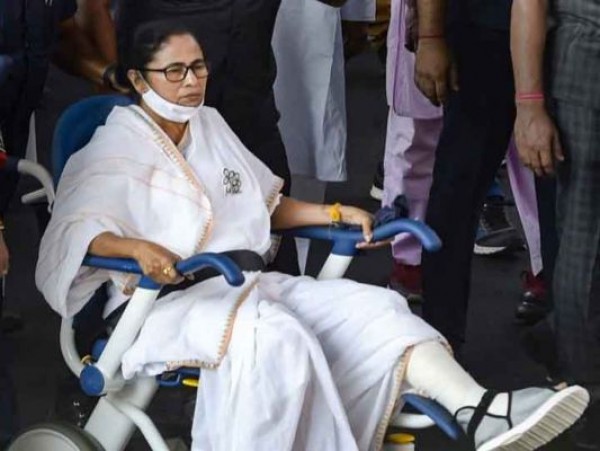 चुनाव से पहले ममता के इलेक्शन एजेंट को राहत, SC ने रोकी गिरफ्तारी