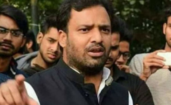 अखिलेश बताएं कि आजम खान का नाम सुनकर उन्हें गुस्सा क्यों आता है : शाहनवाज आलम
