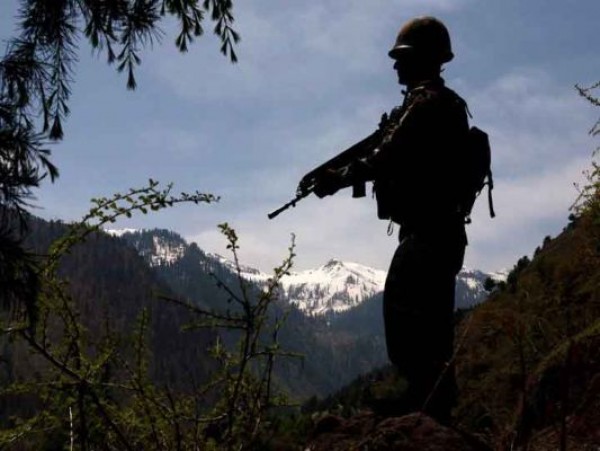 पाकिस्तान ने तोड़ा सीजफायर, राजौरी में LoC पर की गोलीबारी