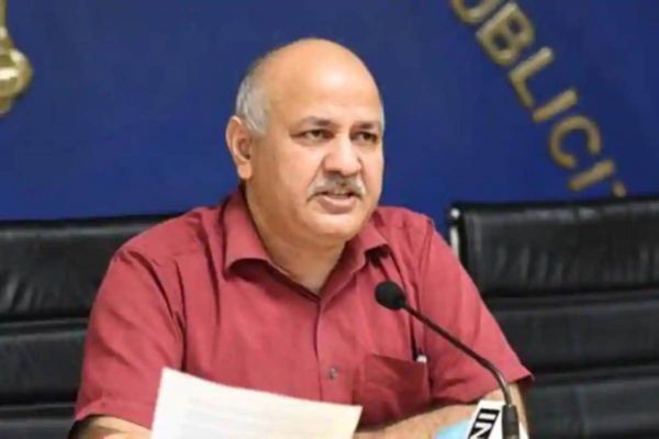 मनीष सिसोदिया ने लापरवाह अफसरों पर कार्रवाई का दिया निर्देश