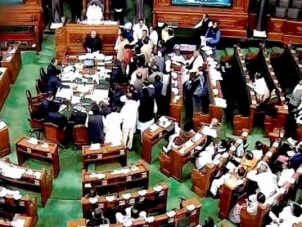 दिल्ली हिंसा को लेकर मंगलवार को भी संसद में मोदी सरकार को घेरेगी कांग्रेस