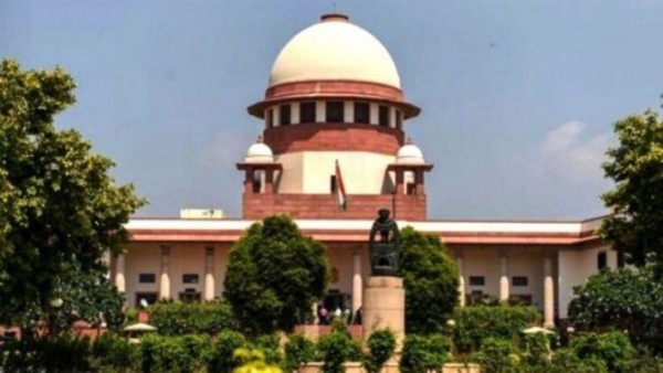 महाराष्ट्रः गृहमंत्री के खिलाफ याचिका पर बुधवार को सुनवाई करेगा सुप्रीम कोर्ट