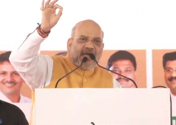 ममता ने मोदी से पूछा, क्या आप पाकिस्तान के राजदूत हैं?