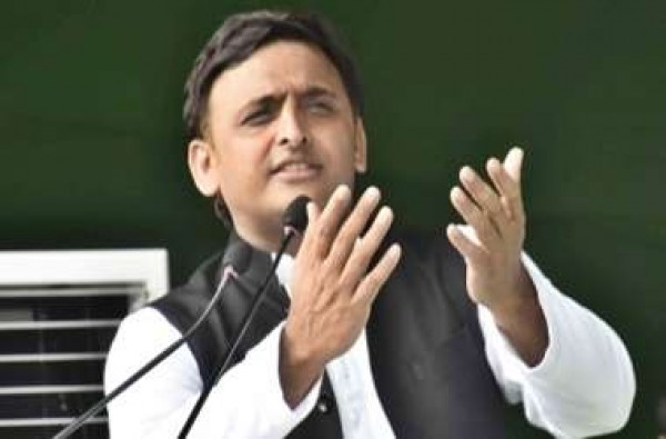 अखिलेश ने कोरोना राहत में योगी को मदद करने की पेशकश की