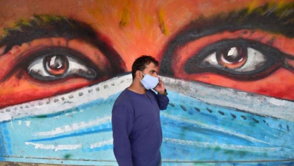  कर्नाटक के स्‍वास्‍थ्‍य मंत्री का अजीब बयान, कहा अब हमें केवल भगवान ही बचा सकते हैं