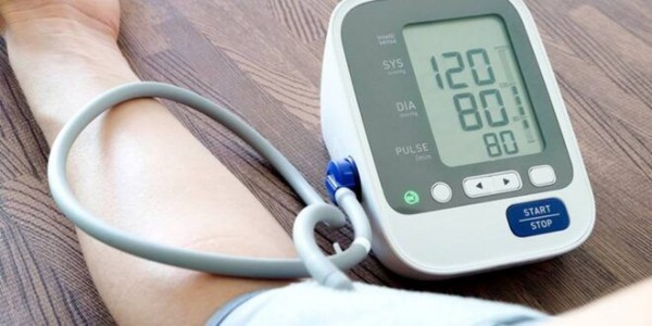 Pulse Oximeter क्या है? कैसे काम करता है और कोरोना काल में क्यों है जरूरी? 