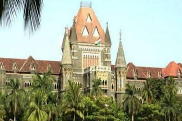 कंगना रनौत ने संजय राउत को पक्षकार बनाने की मांग की