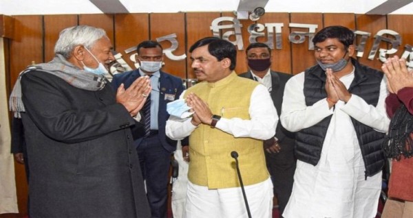 नीतीश मंत्रीमंडल के विस्तार पर लगी मोहर, शाहनवाज,सम्राट,संजय झा के मंत्री बनने की चर्चा तेज