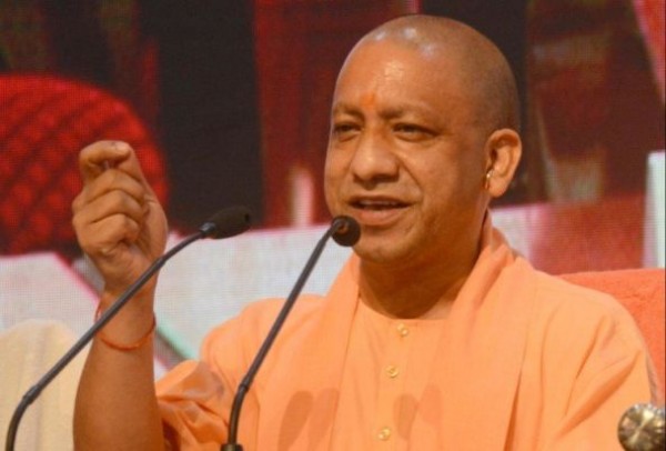 यूपी सरकार का आदेश: अब विवाह समारोहों में 50 की जगह 100 लोग हो सकेंगे शामिल