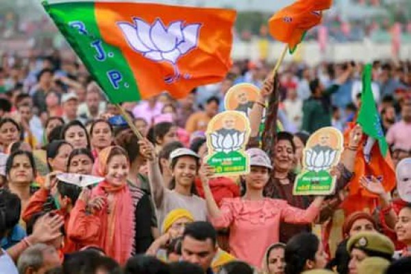 Article 370 पर अब्दुल्ला-महबूबा को नहीं, बीजेपी को मिला वोटरों का साथ, ये है वोटों का गणित