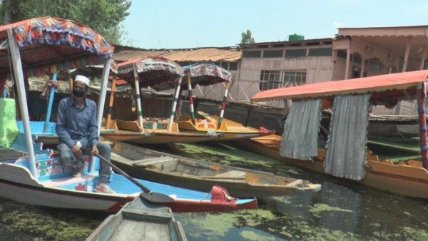 कोरोना वायरस: कश्मीर की अर्थव्यवस्था का कितना बुरा हाल हो चुका है?