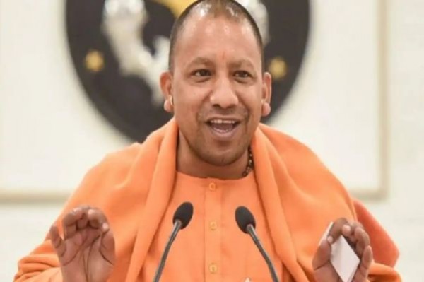 मेहरबान हुई योगी सरकार, मुफ्त देगी 10 लाख टैबलेट, इस दिन तक करें आवेदन
