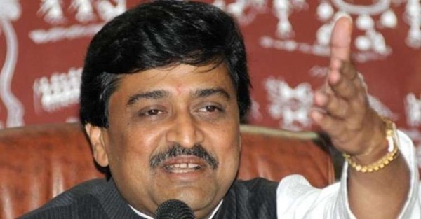 महाराष्ट्र में सरकार बनाने के लिए उद्धव को लिखित में देना पड़ा था सोनिया गांधी को आश्वासन