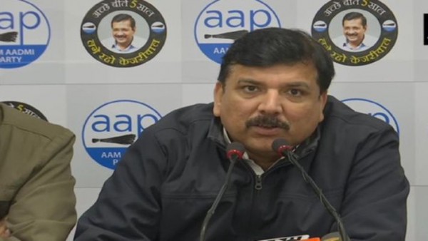 संजय सिंह का ने CBI निदेशक को लिखा पत्र, कहा UP मे हुआ कोरोना घोटाला, 