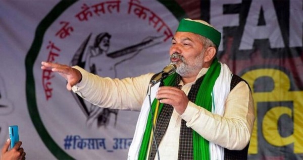 राकेश टिकेत के मंच के पास एक युवक गिरफ्तार,मचा हंगामा