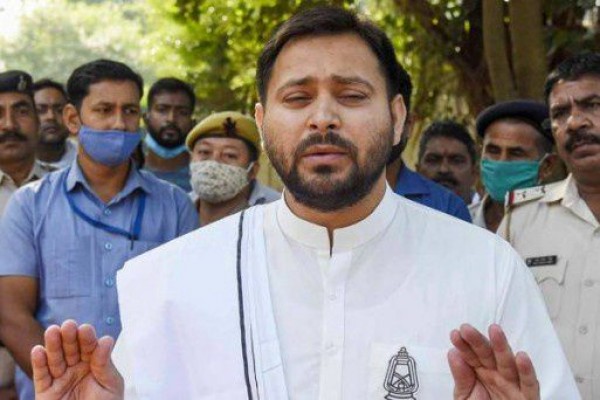 तेजस्वी यादव पर एफआईआर, किसानों के समर्थन में प्रदर्शन करने पर कार्रवाई