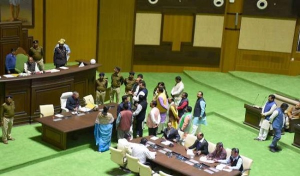 मरांडी को नहीं मिली नेता प्रतिपक्ष की सीट
