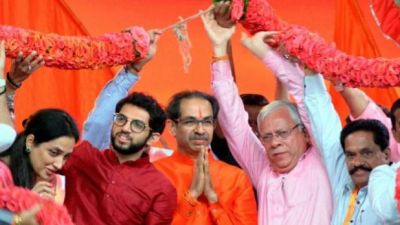 शिवसेना ने नहीं छोड़ी हिंदुत्व की विचारधारा, महाराष्ट्र का विकास अहम: ठाकरे